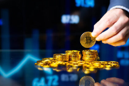 Bitcoin's bullish sentiment falls for the first time in two years, hits possible "long recession"