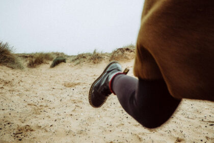 Cryptocurrency volume fell 20% in February due to threats from tariffs