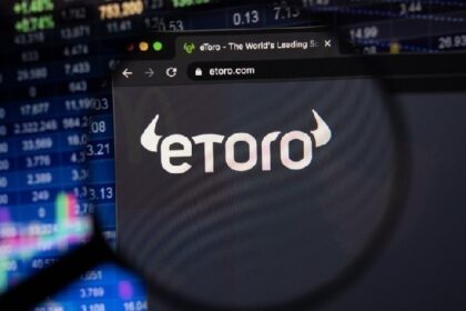 ETORO stocks see the biggest jump after IPO as companies register employee stock plans in the SEC