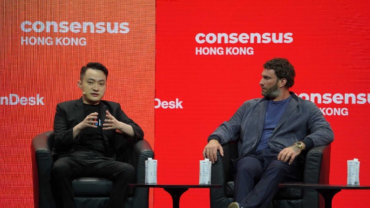 World Liberty's Stablecoin is now available across multiple networks via ChainLink