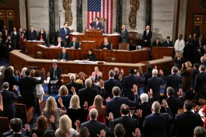 Should the "Domain Domain Act" be approved to clarify cryptocurrency?