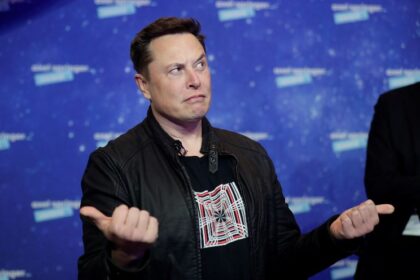 Will Elon Musk join Bitcoin Maxis with a warning of a "potential" US fiscal collapse, or are we already there?