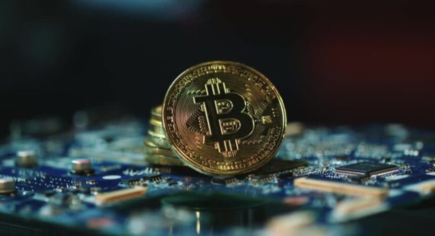 What's going on with the price of Bitcoin that doesn't return to its historic maximum?