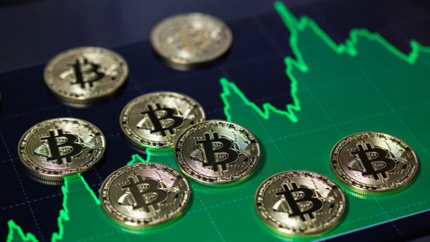 Bitcoin rebounds above $70,000, what's going on now?